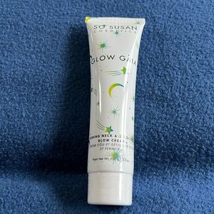 SO SUSAN glow Gaia Firming Neck & Décolleté Glow Cream